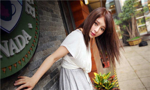 呼玛想找一个女性生孩子给报酬-｛找个女人生孩子多少钱｝